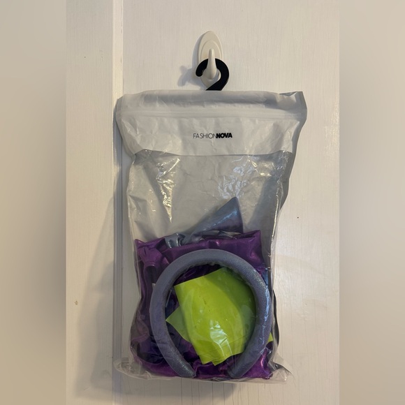 SOLD! - Picture 4 of 4